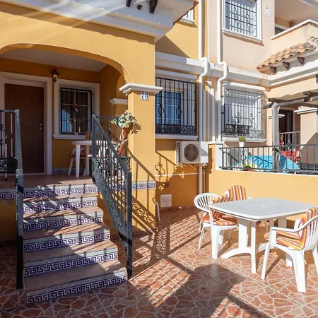 Casa Sophia بيت للعطل *